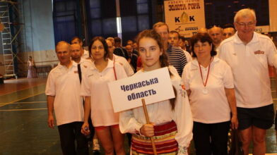 Депутати 12 областей змагалися на Всеукраїнській Спартакіаді