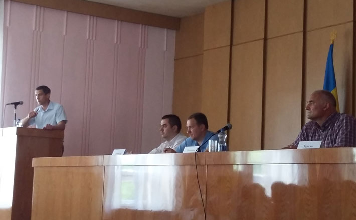 На Лівобережжі активно обговорюють об’єднання громад