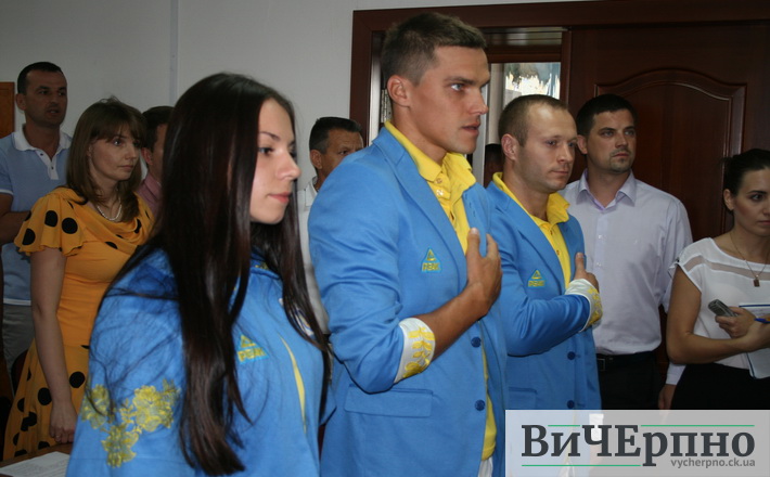 Черкаські спортсмени, які повернулися з Європейських ігор, отримали подяки та сертифікати