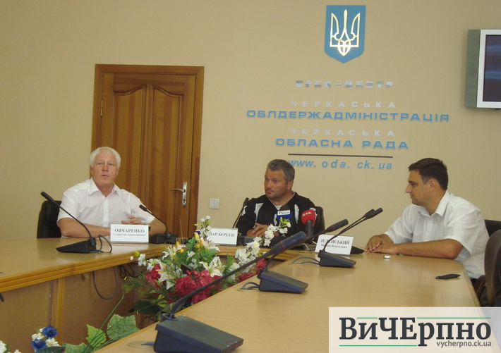 Всім світом ми повинні зупинити цю братовбивчу війну! – веломандрівник Нодар Берідзе