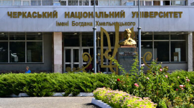 Стали відомі імена претендетів на посаду ректора ЧНУ