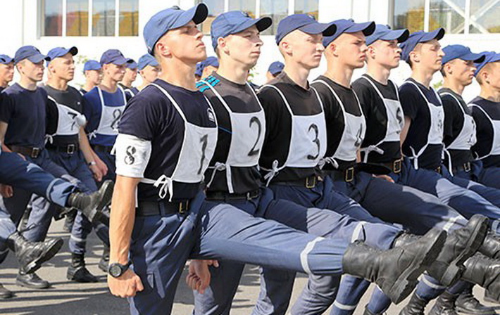 Офіцери й курсанти пожежного інституту стануть учасниками військового параду в Києві