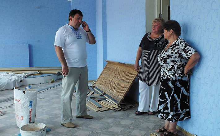 Радуцький закликає черкаських батьків не здавати гроші на заміну вікон в школах та дитсадках