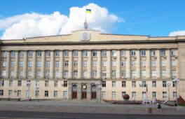 До обласної ради проходять 6 політичних сил