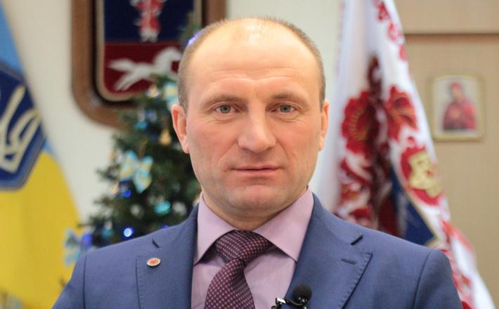 Міський голова Анатолій Бондаренко вітає черкащан з Новим роком