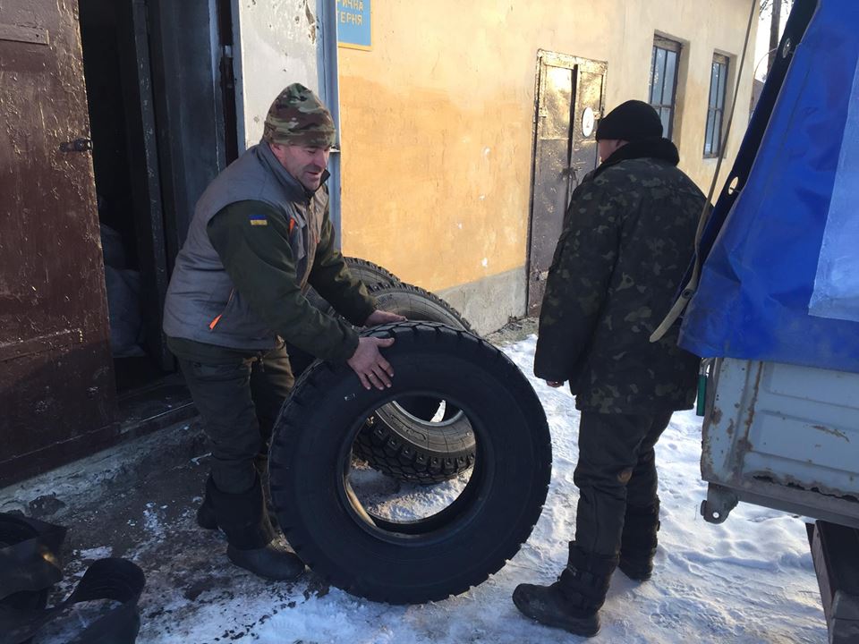 Солдат Більда дякує за допомогу черкаському автобату