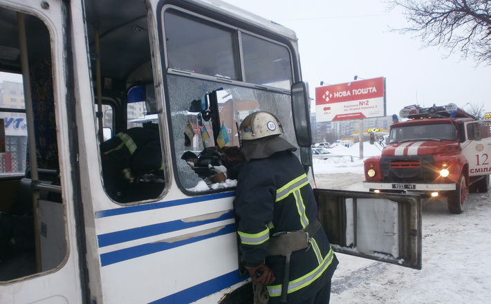 У Смілі загорівся рейсовий автобус