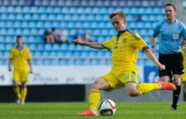 Уродженець Сміли Іван Петряк – найкращий молодий футболіст України 2015 року