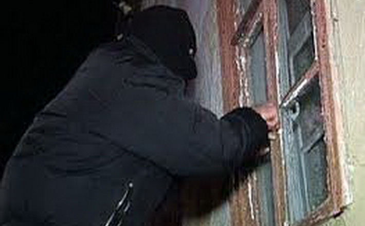 Зловмисник пограбував уманського студента