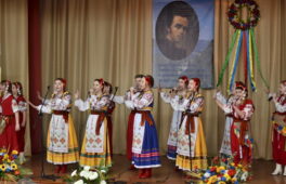В Черкасах розпочалась І Всеукраїнська конференція учнівської молоді «Державотворчі процеси в Україні: через віки у ХХІ століття»