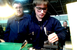 У Смілянському ЦППРК визначили кращих верстатників широкого профілю