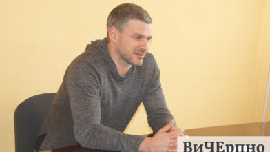 “Такі жартівливі пісні відволікають і розвантажують”, – Арсен Мірзоян про виступи у зоні АТО
