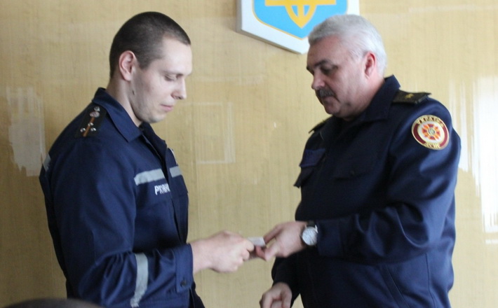 Чорнобаївський рятувальник нагороджений нагрудним знаком «За відзнаку в надзвичайній ситуації»
