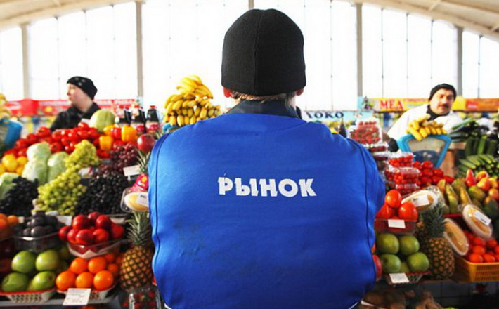 В Золотоноші місця на комунальному ринку оптимізують за рахунок нелегальних “підприємців”