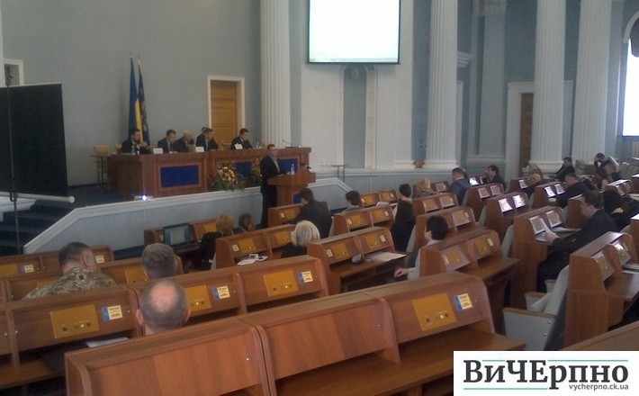 Підсумки економічного та соціального розвитку області: “пацієнт швидше живий, ніж мертвий”