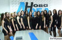 Претендентки на звання “СтудМіс” згадували як готувати голубці і що таке булава (ВІДЕО)