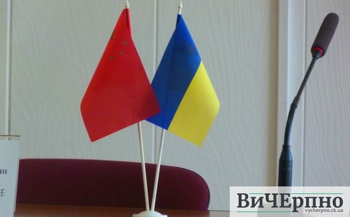 Китайці привезли в Черкаси фільм і надію на співпрацю