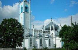 У Франції є така церква, як у Мошнах