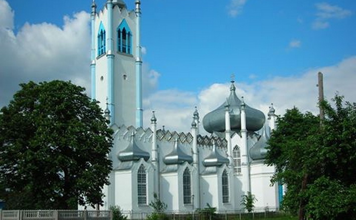 У Франції є така церква, як у Мошнах
