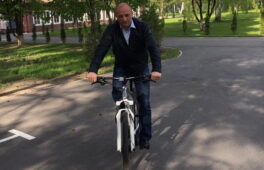 Мер Черкас – знову на велосипеді (фотофакт)