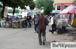 Наша пісня гарна й нова: чи повернеться стихійна торгівля на вулиці міста?