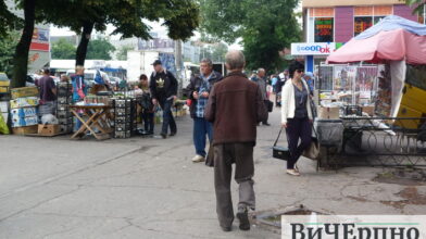 Наша пісня гарна й нова: чи повернеться стихійна торгівля на вулиці міста?