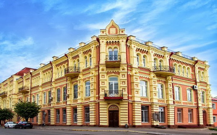 Черкаський виш увійшов до трійки найкращих в Україні