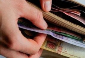 Заробітні плати потрібно підвищувати не лише чиновникам