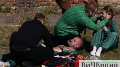 Кров, вибухи і дим – черкаські лікарі рятували 12-х “потерпілих” (фото)