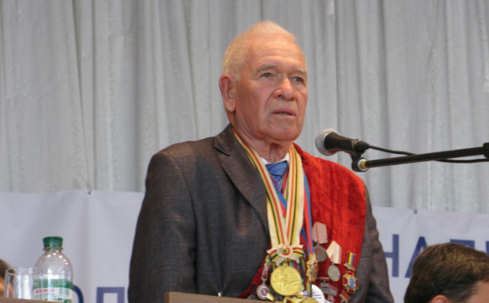 Черкаська вулиця носитиме ім’я олімпійського чемпіона Андрія Хіміча