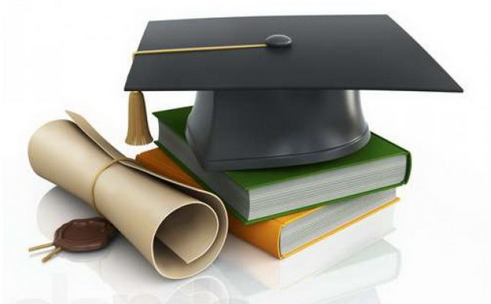 Черкаські студенти першими в Україні отримали оригінальні сертифікати Гарвардського університету