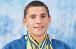 Вихованець Матусівської ДЮСШ став чемпіоном з пауерліфтингу