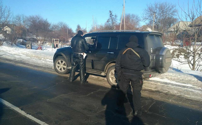Поліцейські продовжують виявляти нелегальні автомобілі