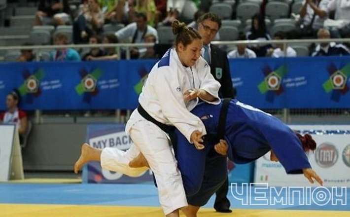 Спортсменка Черкащини виборола золото Кубку світу з самбо