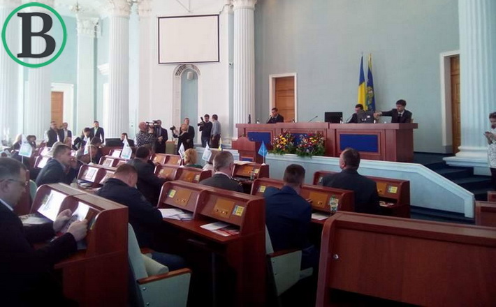 Депутати облради не внесли до порядку денного спільно напрацьований проект по блокаді ОРДЛО