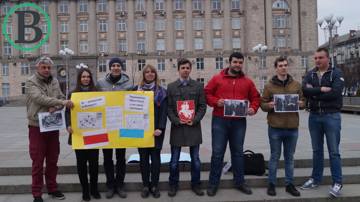 “Черкаси з вами”, – містяни виступили на підтримку білорусів