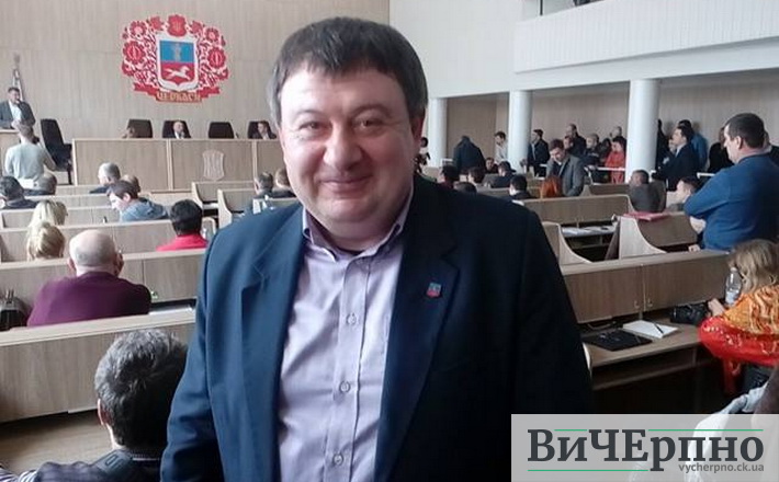 Радуцький зупинив свою відпустку та пообіцяв бути присутнім на сесії міськради