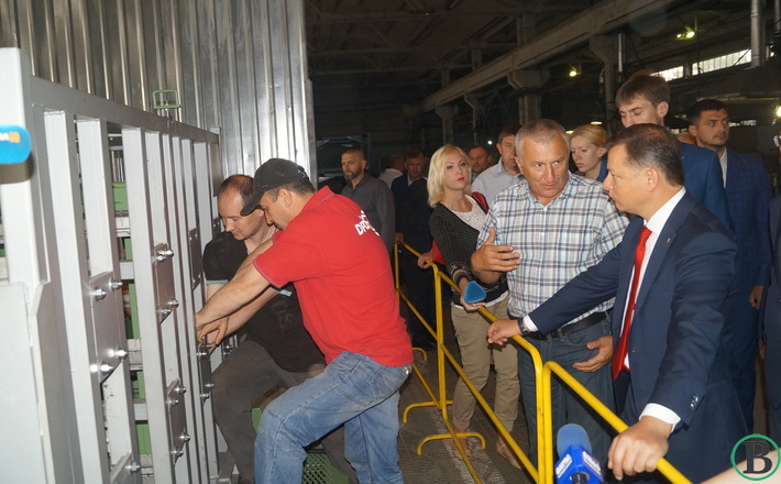 “За кордон ми маємо поставляти готову продукцію”, – Олег Ляшко оглянув черкаське підприємство*