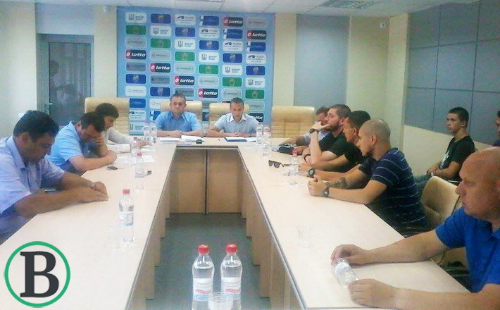 У Черкасах знову шукали шляхи вирішення проблем ФК “Черкаський Дніпро”