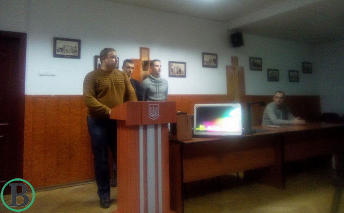 Черкаські студенти презентували додаток, який визначатиме перевізників-порушників