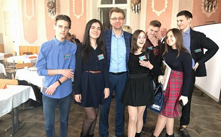 Золотоніська молодь спробувала себе у ролі місцевих чиновників