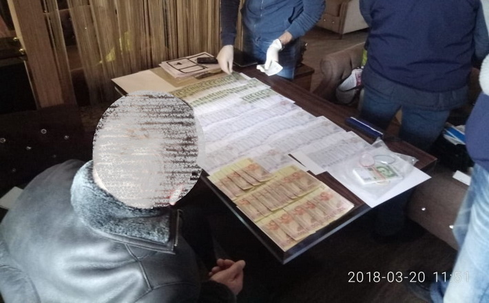 На Черкащині за хабар затримано сільського голову