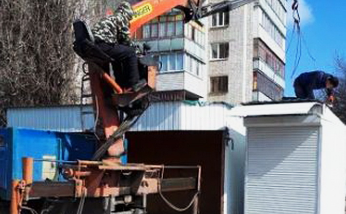 У Черкасах демонтували незаконні кіоски