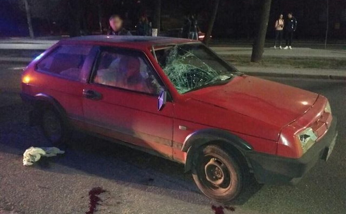 У Черкасах на бульварі Шевченка п’яний водій збив автівкою чоловіка