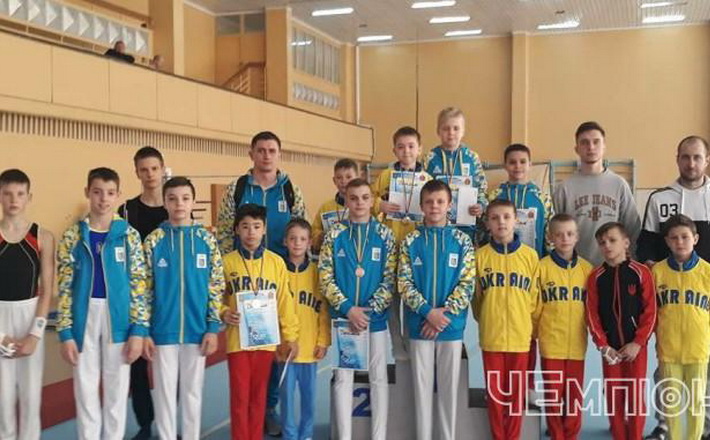 Черкаські спортсмени успішно виступили на відкритому чемпіонаті області з гімнастики спортивної