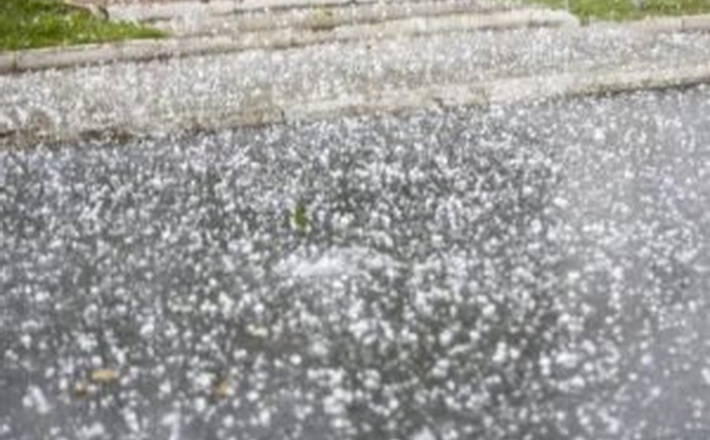 Черкаси накрив потужний град