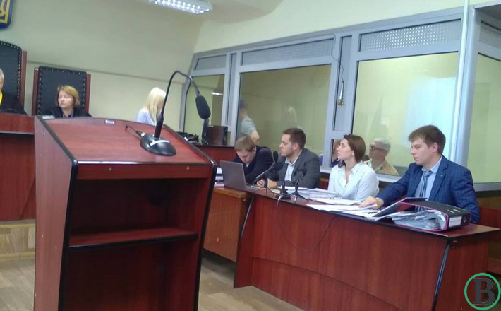 Суд задовольнив бажання підозрюваних по справі Сергієнка під час засідань перебувати у судовій залі
