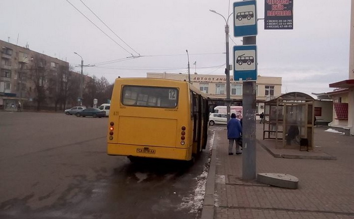 Страйк закінчився? На вулицях Черкас помітили перші маршрутки (фото)