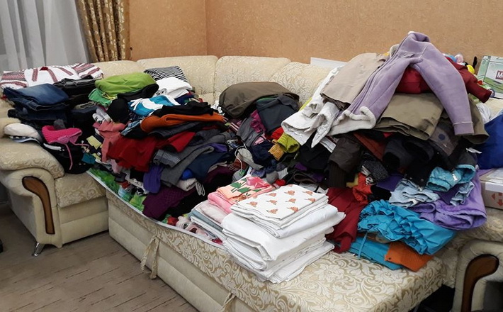 Найменшим пацієнтам обласної психіатричної лікарні сміляни зібрали одяг та іграшки