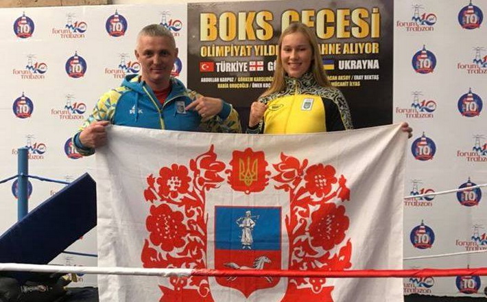 Черкаська боксерка стала кращою спортсменкою місяця в області